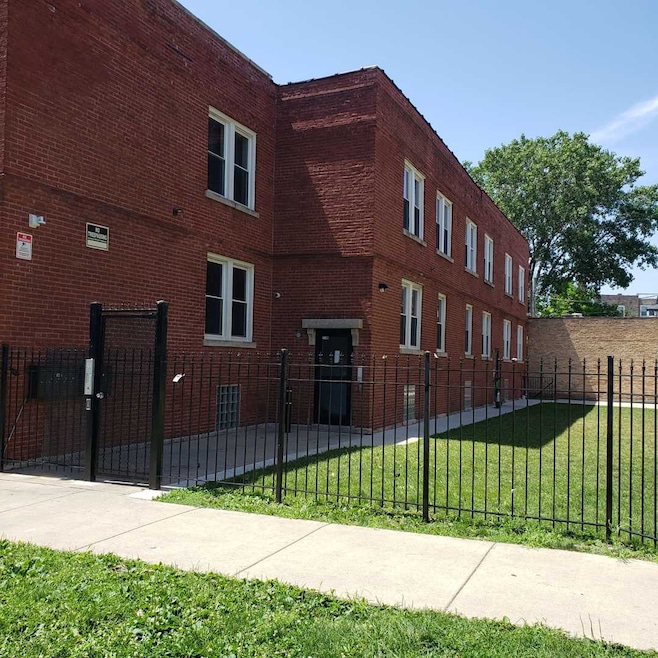 1150 N Keeler Ave unit 1E, Chicago, IL 60651 - photo 1