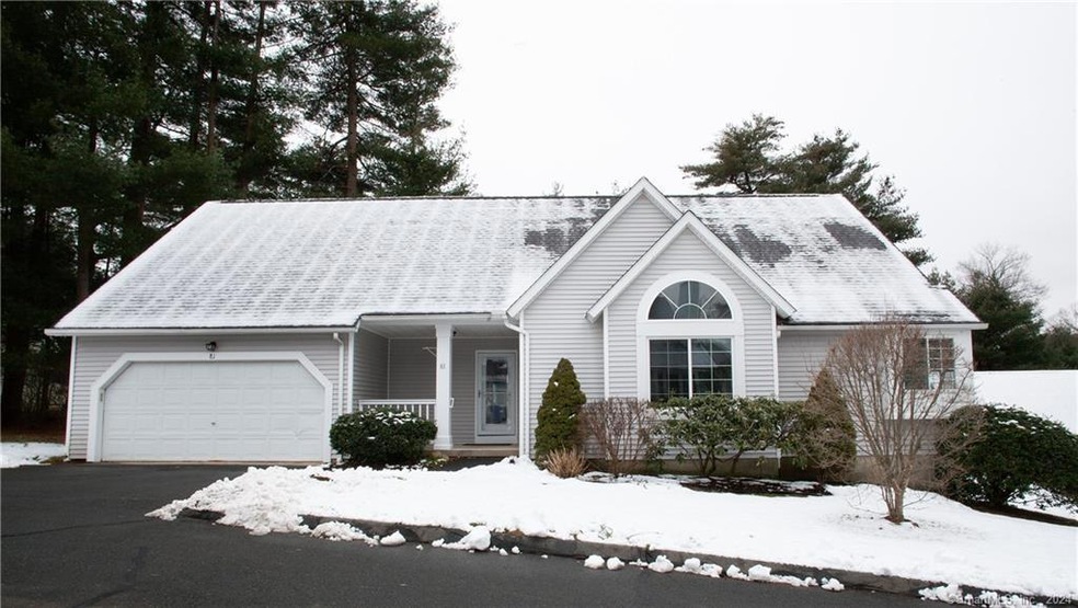 81 Stratton Forest Way unit 81, Simsbury, CT 06070 - photo 1