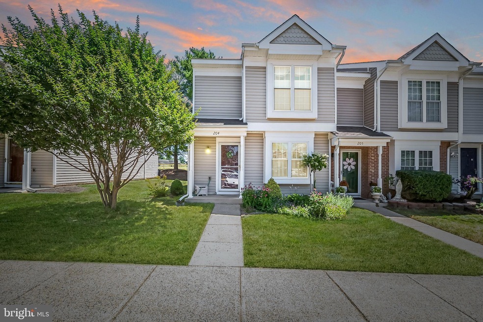 Sold $352,500 • Co-Listing Agent