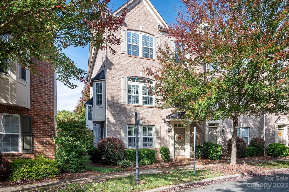 725 Naramore St, Davidson, NC 28036 MLS CAR4075084