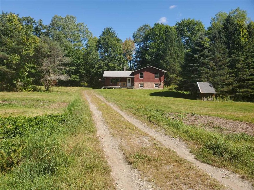 51 N Slack Rd, Claremont, NH 03743 - photo 1