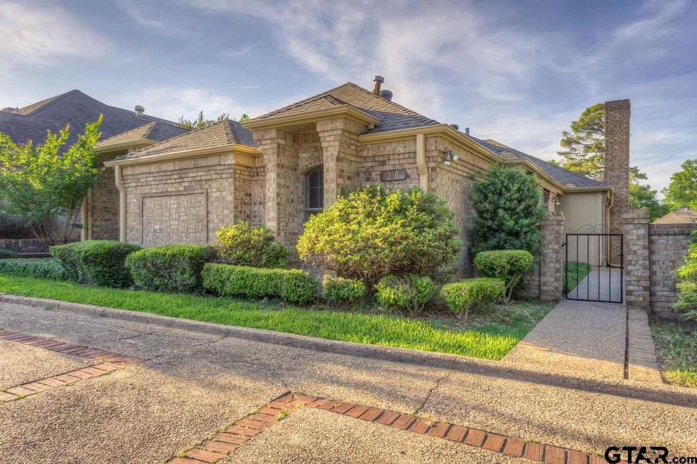 210 Cambridge Rd, Tyler, TX 75703 - photo 1