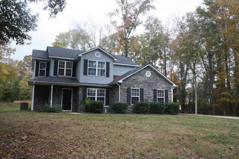 Exterior Front. Fantastic 3 bedroom, 2 bath home o