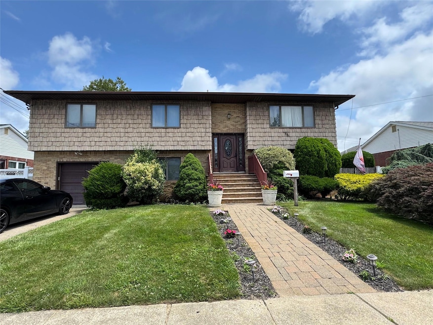 For Sale $660,000