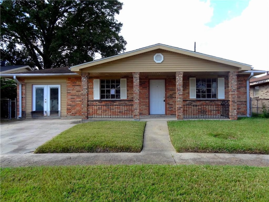1632 Haydel Dr, Marrero, LA 70072 - photo 1