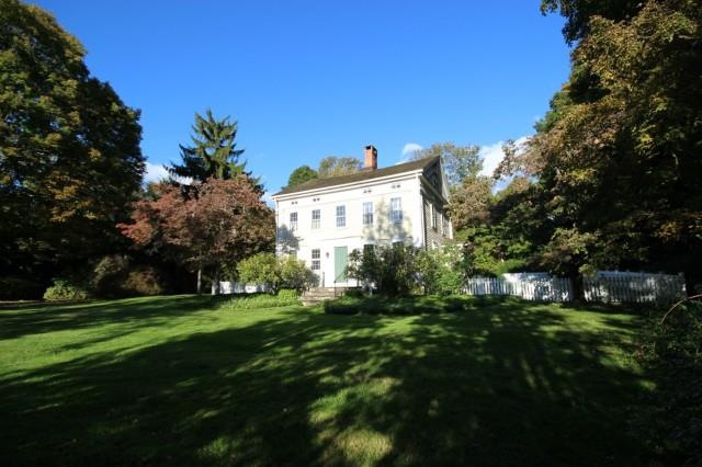 118 Black Rock Turnpike, Redding, CT 06896 - photo 1