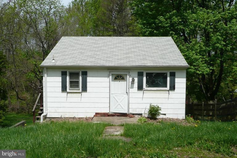 10906 Marriottsville Rd, Randallstown, MD 21133 - photo 1