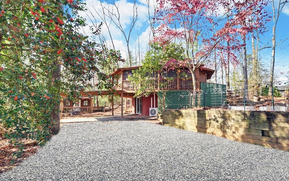 15 Trails End Run, Blue Ridge, GA 30513 - photo 1