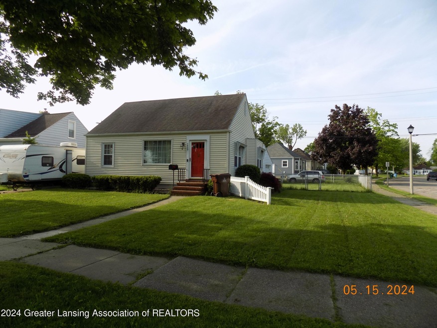 1623 W Barnes Ave, Lansing, MI 48910 - photo 1