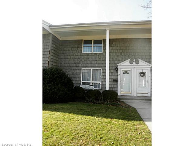 29 Carriage Path N, Milford, CT 06460 - photo 1