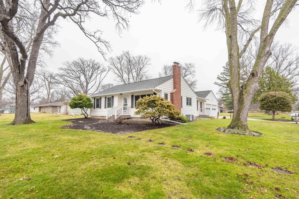 3120 Shady Ln, Cedar Falls, IA 50613 - photo 1