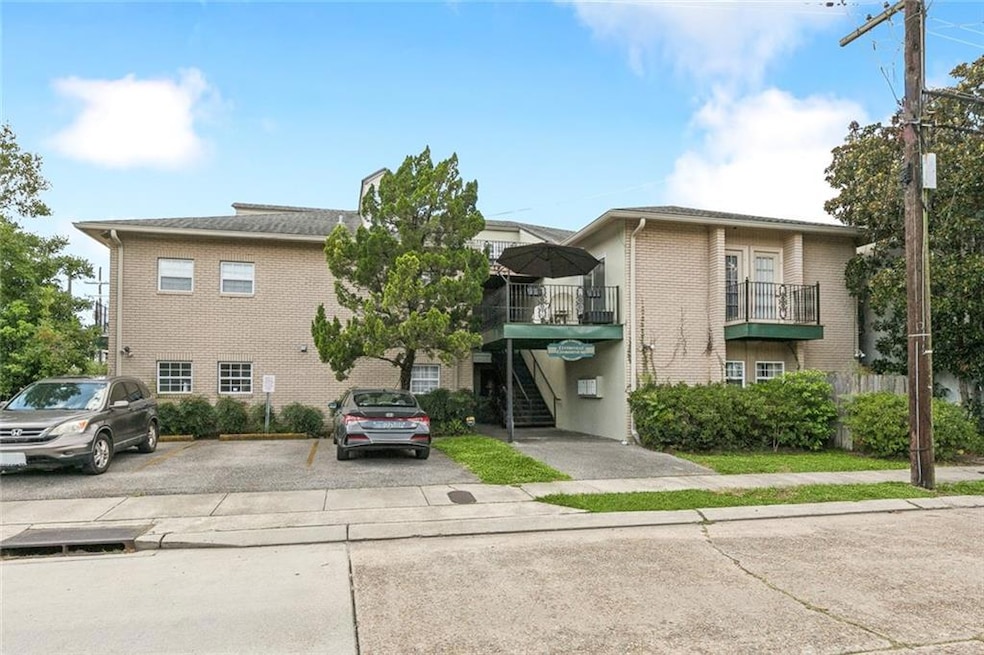 4500 Palmyra St unit F, New Orleans, LA 70119 - photo 1