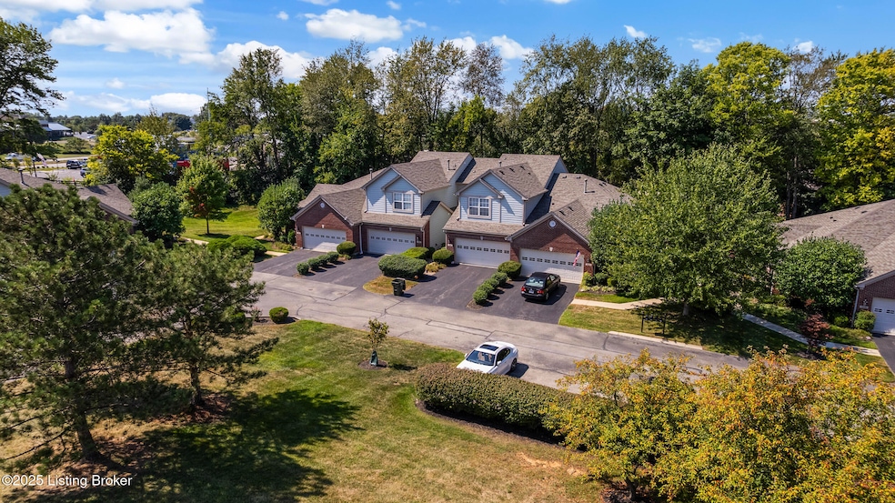 5010 Merton Square unit 5010, Louisville, KY 40241 - photo 1