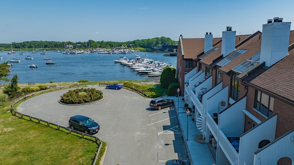 126 Merrimac St unit 42, Newburyport, MA 01950 - photo 1