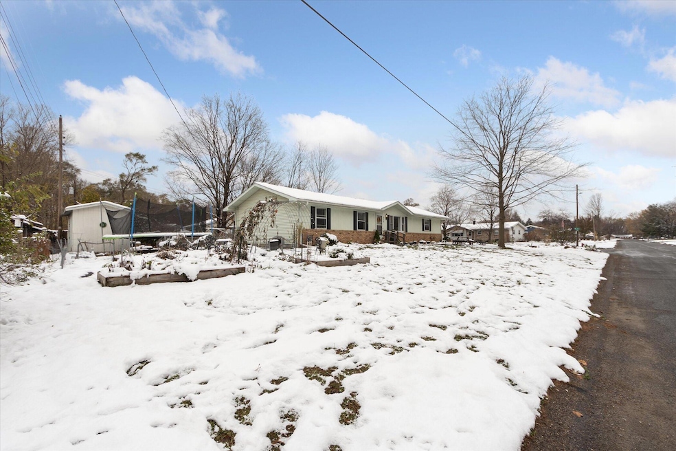 02-315-E-Washington-St-Berrien-Springs-M