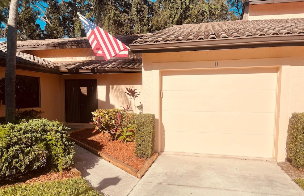 For Sale $329,900 • Co-Listing Agent