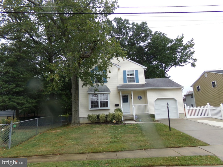 10 E Center Ave, Maple Shade, NJ 08052 - photo 1