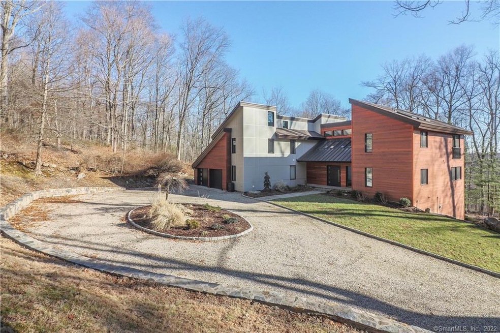 29 Sachem Rd, Weston, CT 06883 - photo 1