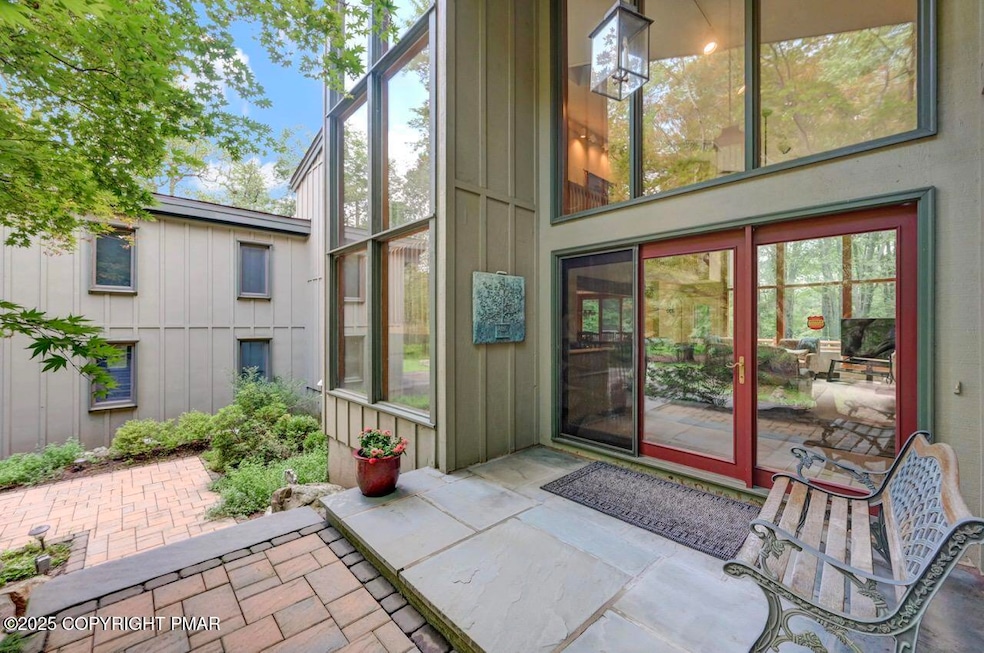 126 Little Fawn Crescent, Pocono Pines, PA 18350 - photo 1