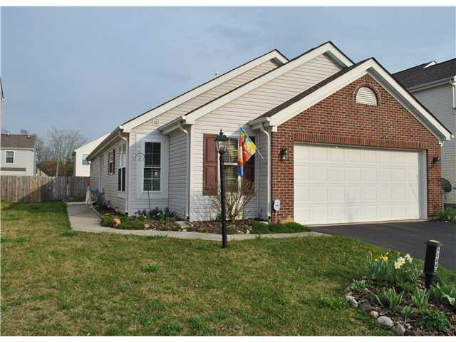 5084 Maple Valley Dr, Columbus, OH 43228 - photo 1