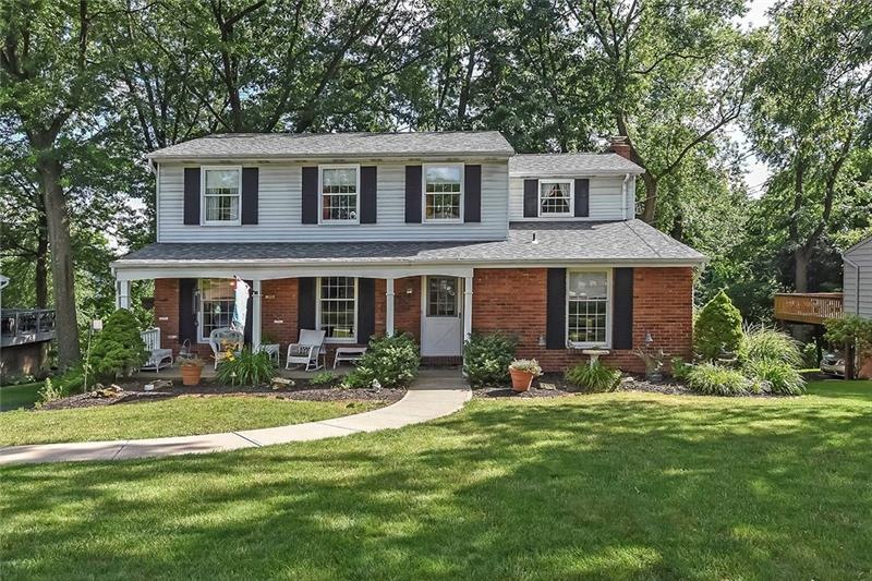 Charming Brick Colonial in Popular Quaker Heights!