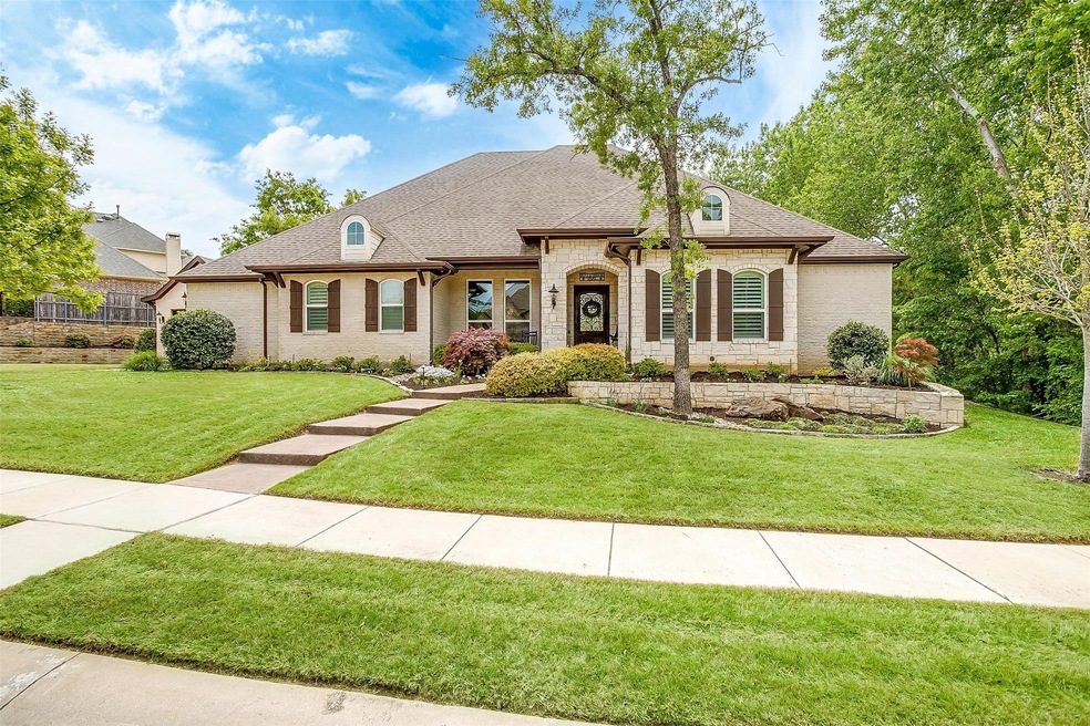 3004 Rolling Wood Ln, Keller, TX 76248 - photo 1