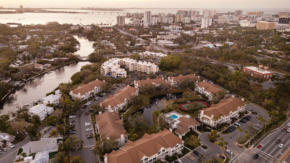 850 S Tamiami Trail unit 506, Sarasota, FL 34236 - photo 1