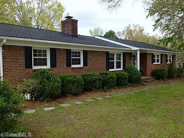 5804 Siler Rd, Greensboro, NC 27406 - photo 1