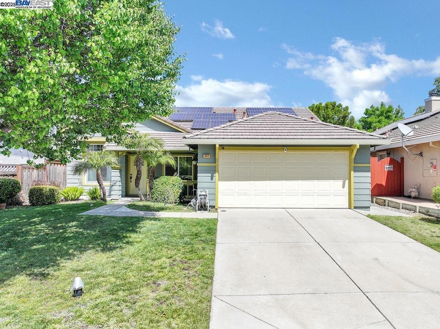 Sold $585,000