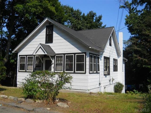 58 Argyle St, Lake Peekskill, NY 10537 - photo 1