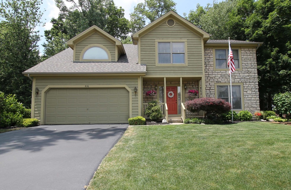 836 Wedgewood Dr, Marysville, OH 43040 - photo 1