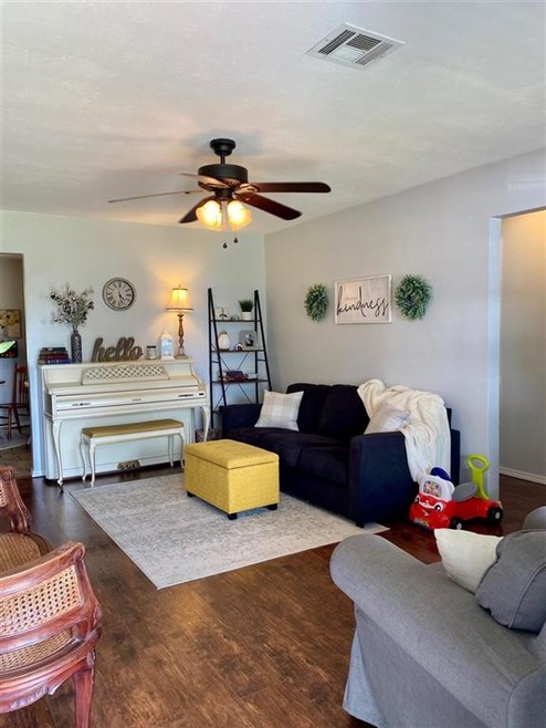 128 Ridgecrest Dr, Duncan, OK 73533 - photo 1