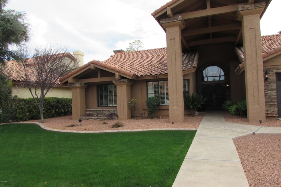 1947 E El Freda Rd, Tempe, AZ 85284 - photo 1