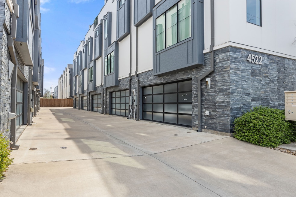 4522 Deere St unit 105, Dallas, TX 75204 - photo 1
