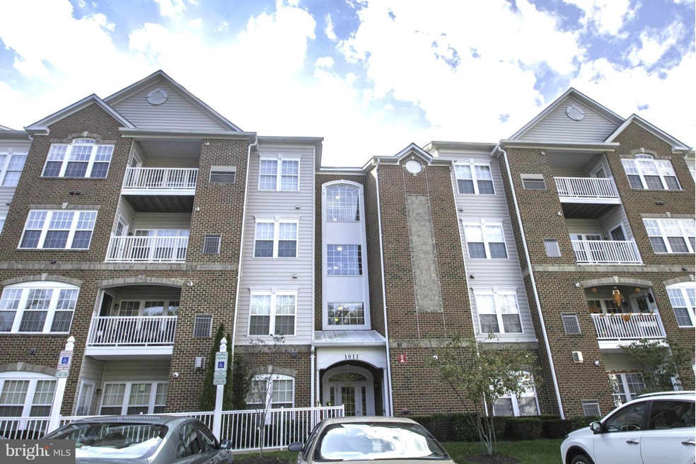 1011 Samantha Ln unit 5-203, Odenton, MD 21113 - photo 1