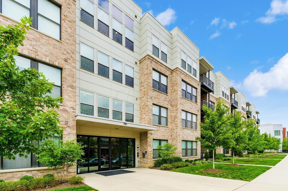 751 N 6th St, 207, Columbus, 43215