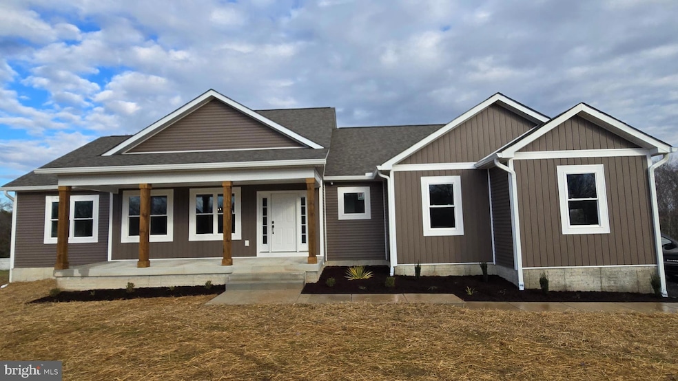 For Sale $695,000 • Co-Listing Agent