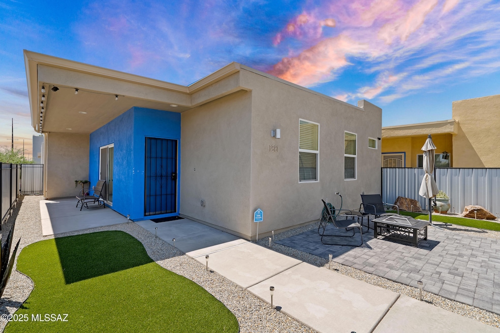 1881 S Poetry Ln