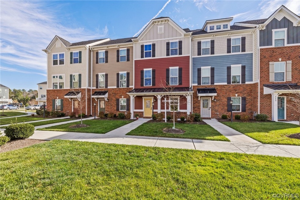 Welcome to the beautiful home with a yellow front