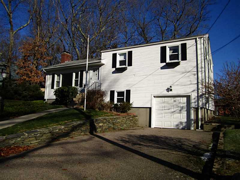 14 Tomahawk Ct, Warwick, RI 02886 - photo 1