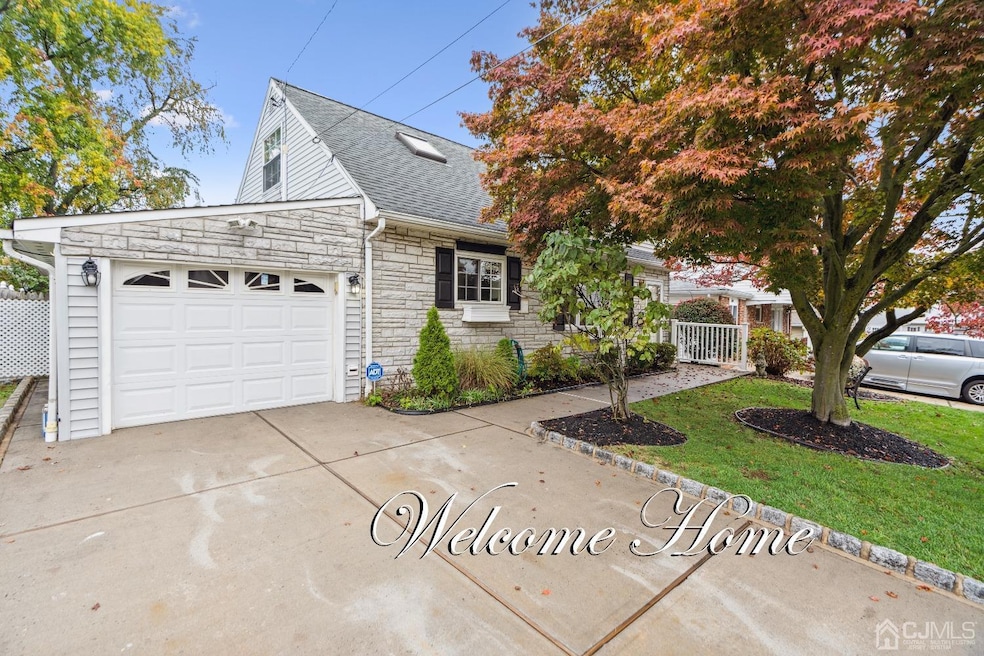 Sold $370,000 • Co-Listing Agent