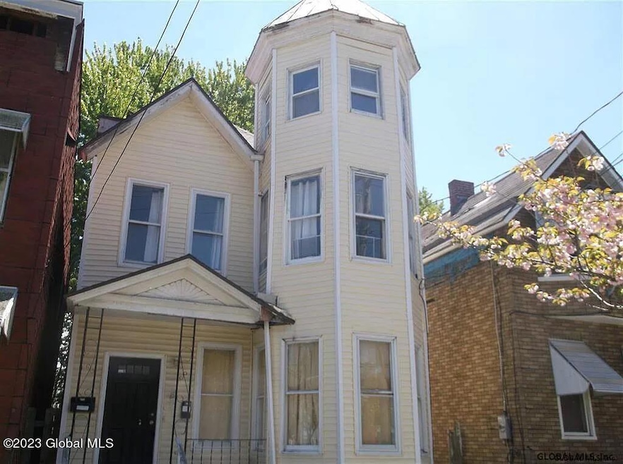 15 N Manning Blvd, Albany, NY 12206 - photo 1