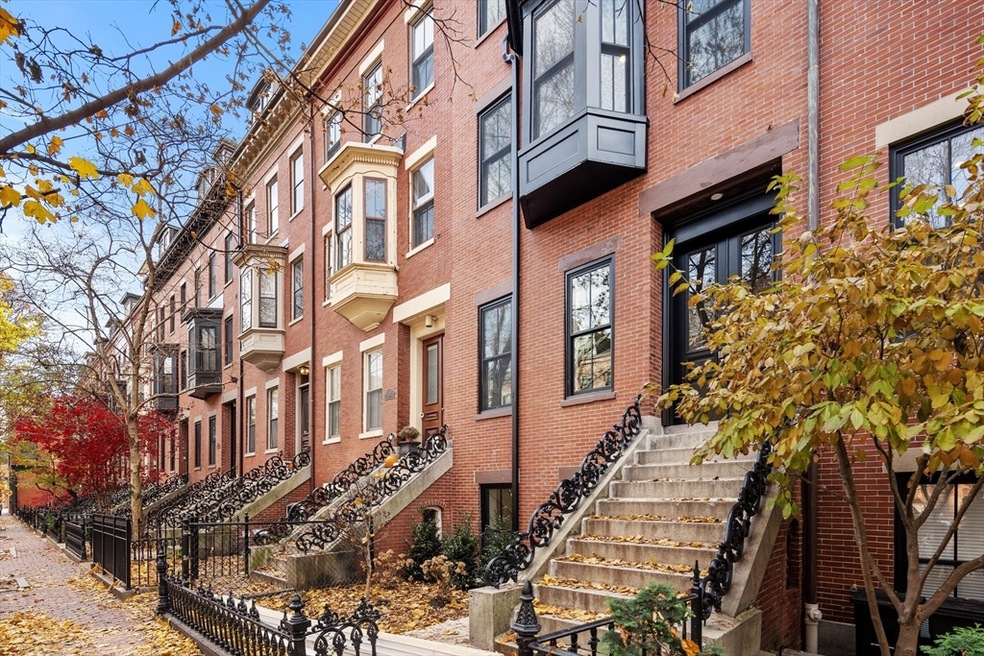 210 W Springfield St unit A, Boston, MA 02118 - photo 1