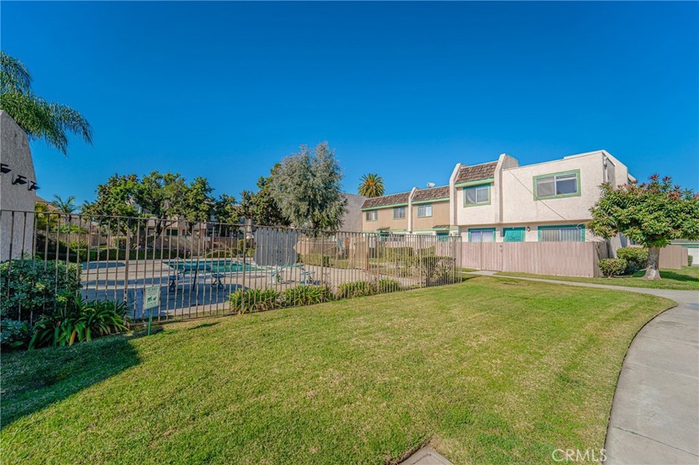 153 S Wilmington Ave unit J, Compton, CA 90220 - photo 1