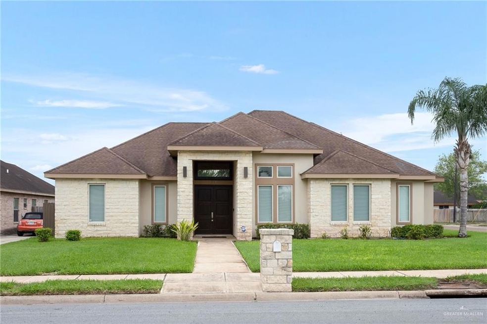 511 W 12th St, Weslaco, TX 78596 - photo 1