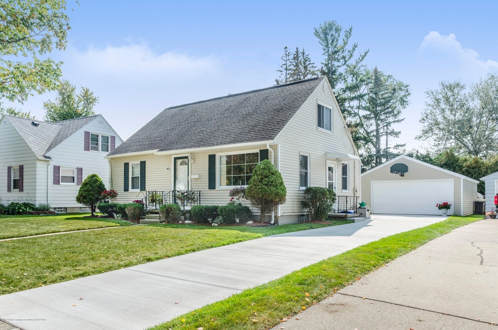 3425-Sylvan-Rd-Lansing-MI-48917-1