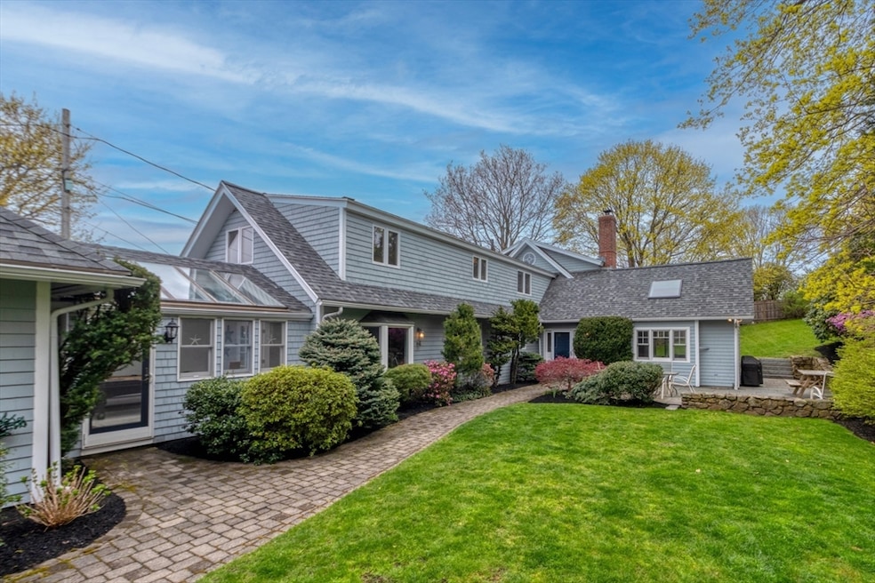 Sold $2,350,000 • Co-Listing Agent