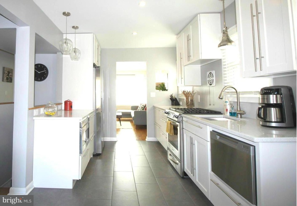 312 George Ave, Essex, MD 21221 - photo 1