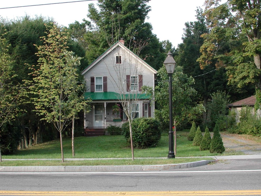 307 E Harford St, Milford, PA 18337 - photo 1