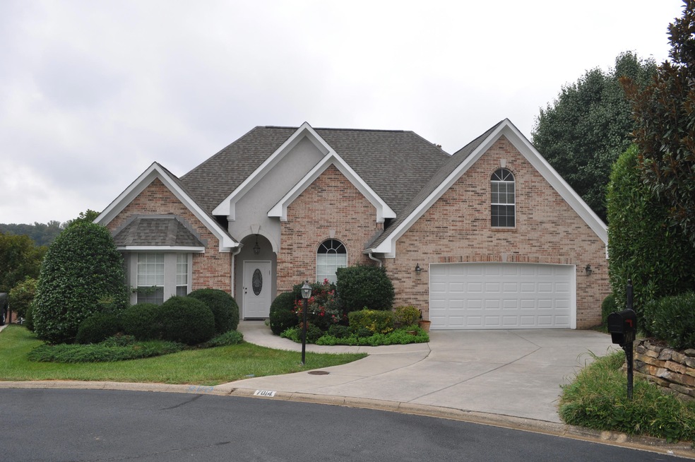 Beautiful Ranch Condo